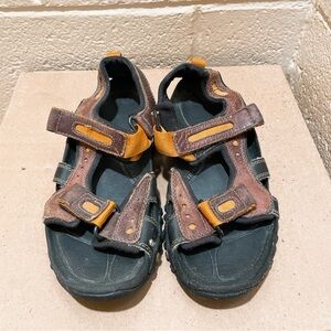 Timberland Men size 8M sandals/ shoes